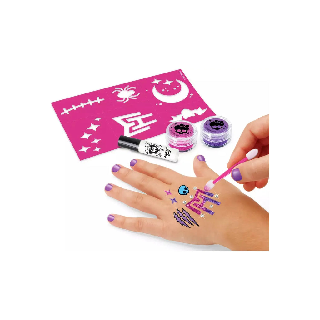 Shimmer n' Sparkle Monster High Feeling Fierce Monster Makeover Age- 6 Years & Above